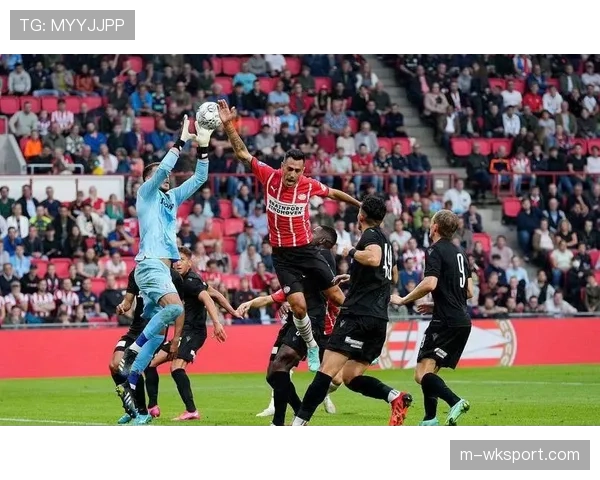 全场结束：本菲卡1-1战平埃因霍温，两队将进入加时赛